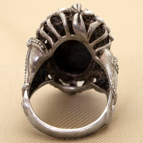 Striking Black Onyx? & CZ Diamond Accent Horse Head Vintage Ring in 925 Silver - Picture 6 of 8